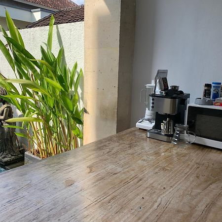 Chua Guest House Canggu Bagian luar foto