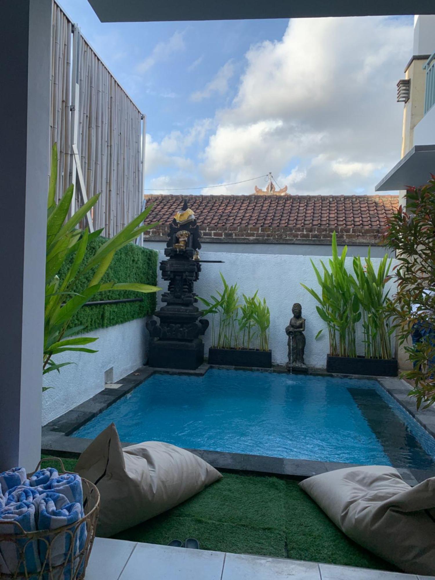 Chua Guest House Canggu Bagian luar foto