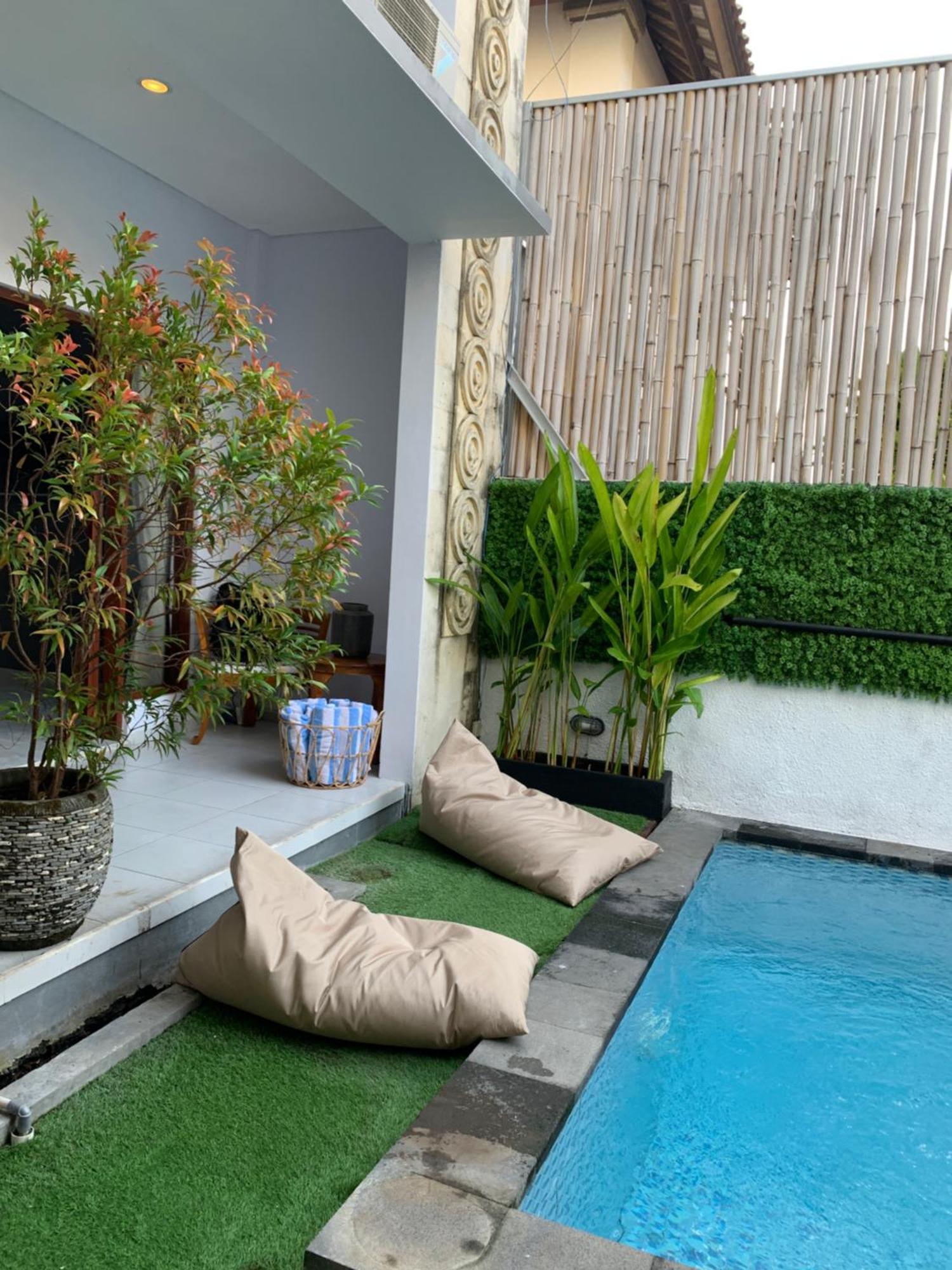 Chua Guest House Canggu Bagian luar foto