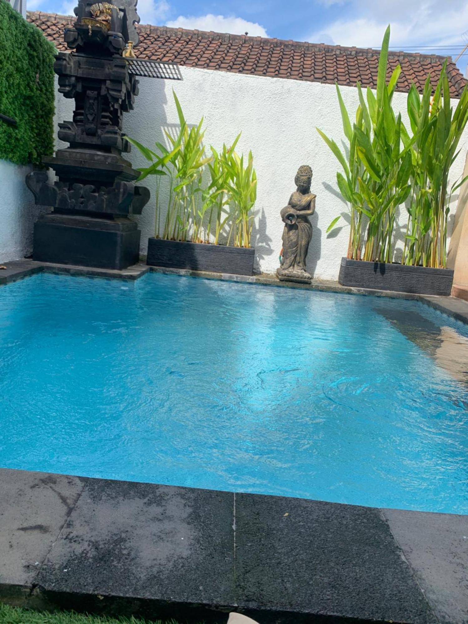 Chua Guest House Canggu Bagian luar foto